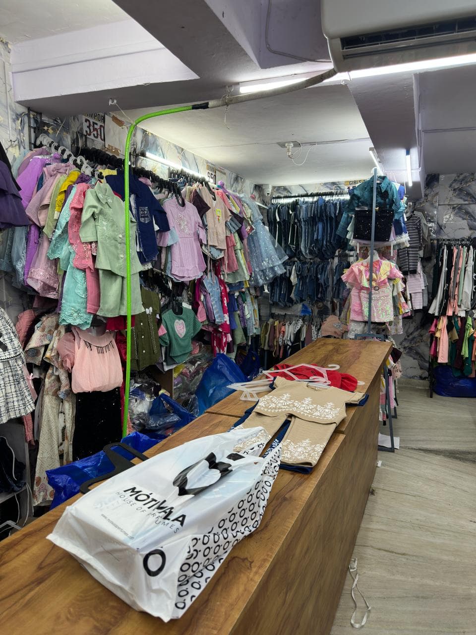 Fashion Bazar store collection view 11